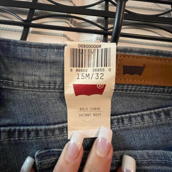 NWT Levi’s Bold Curve Skinny Boot size 15M/32 - Picture 5 of 8